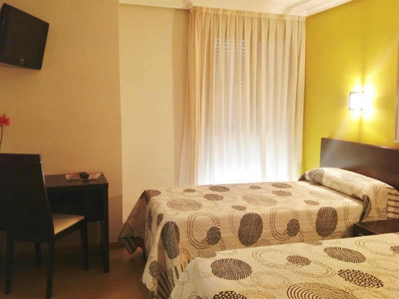 Hostal El Lechuguero Cascante Екстериор снимка