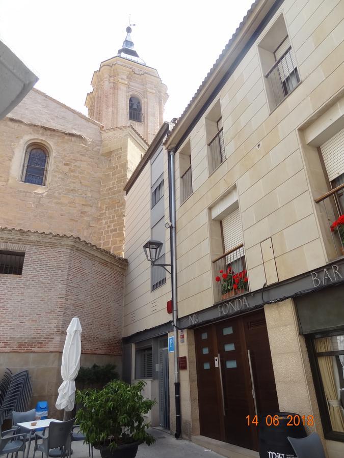Hostal El Lechuguero Cascante Екстериор снимка